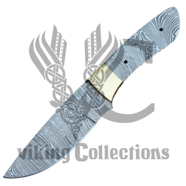 Hand Forged Damascus Steel Hunting Brass Bolster