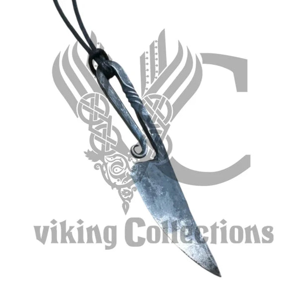 Twisted Handle Iron Knife Necklace